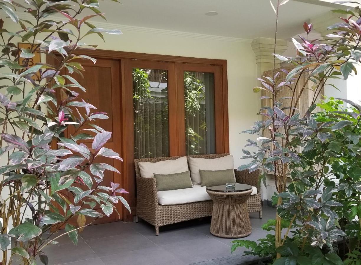 Puri Raja Hotel Legian Dış mekan fotoğraf