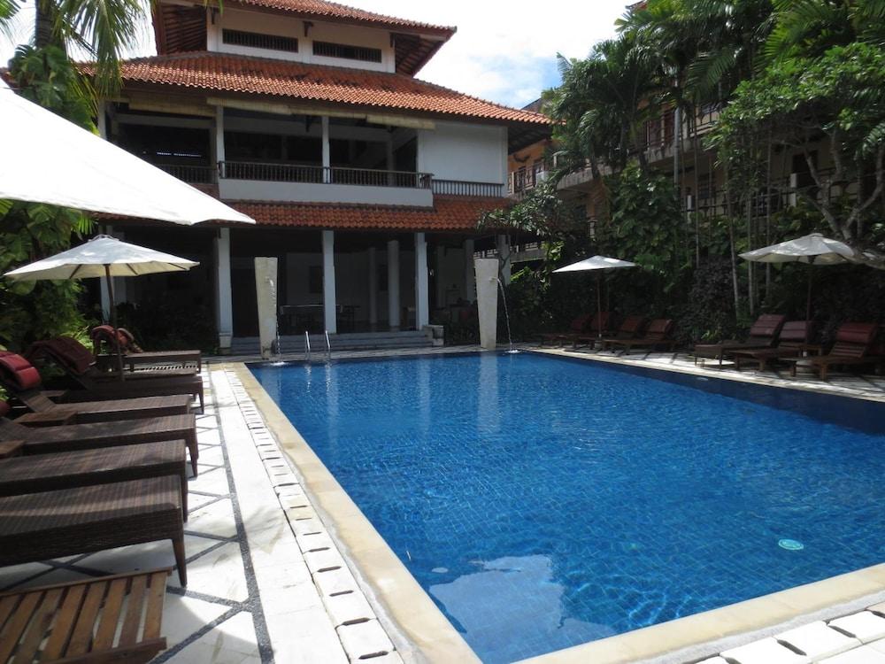 Puri Raja Hotel Legian Dış mekan fotoğraf