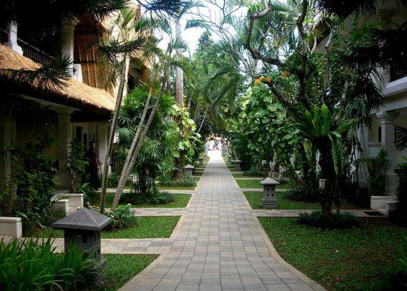 Puri Raja Hotel Legian Dış mekan fotoğraf