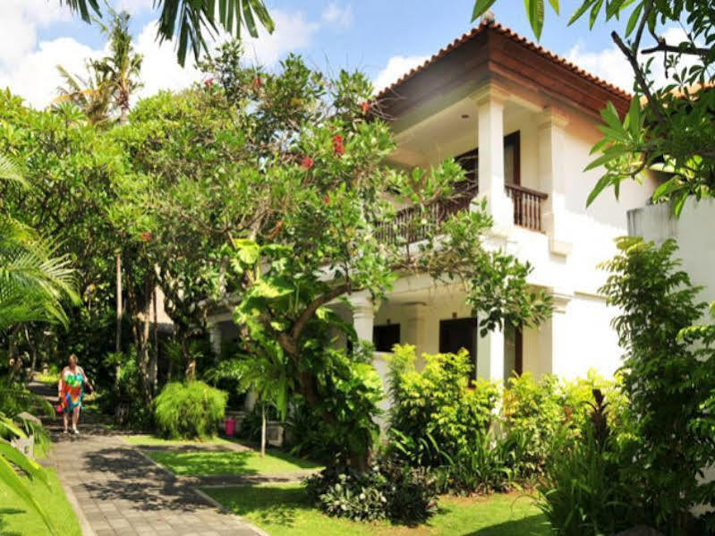 Puri Raja Hotel Legian Dış mekan fotoğraf